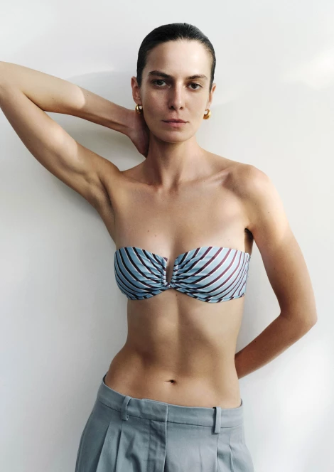 Dasha Denisenko 409475