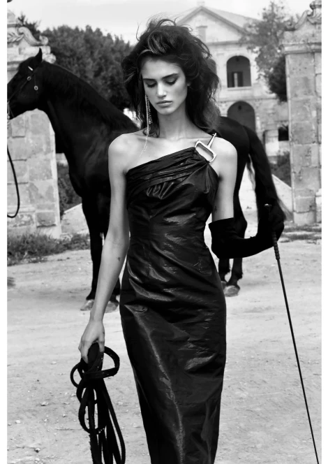 Claudia Martin 394634