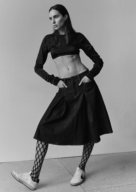Julie Oli 370605