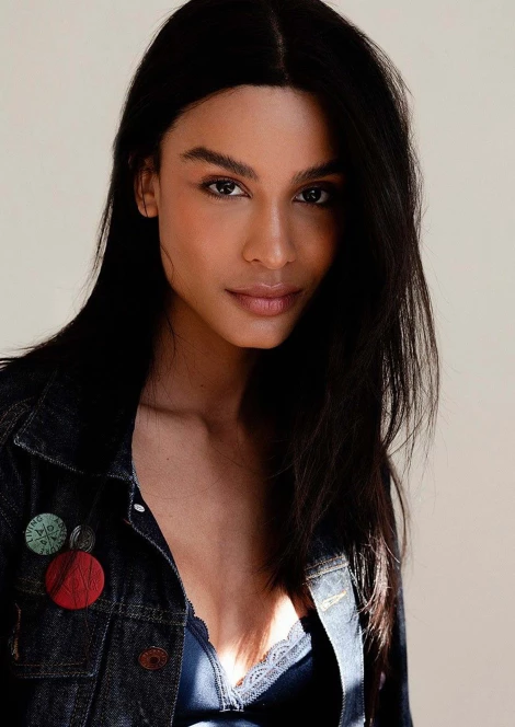 Juliana Abrad 371219