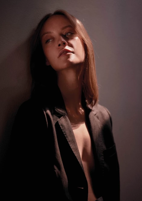 Alessa Fisher 300097