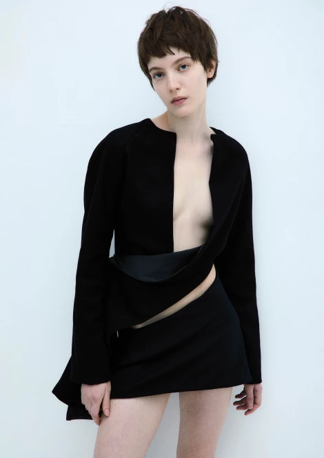 Anouk Weishaupt 398429