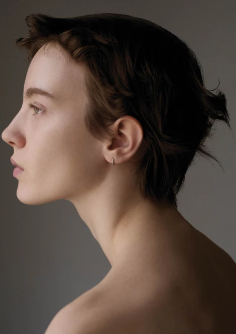 Anouk Weishaupt 398436