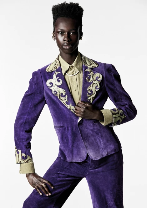 Mani Adjaye 246978