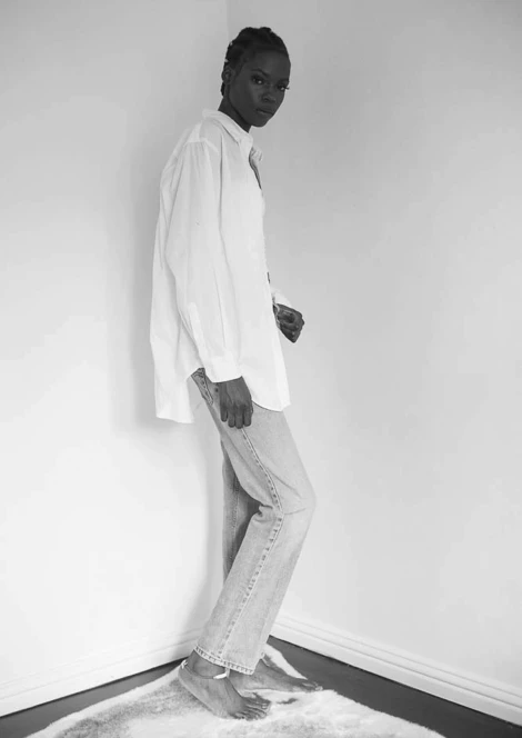 Agel Akol 280831