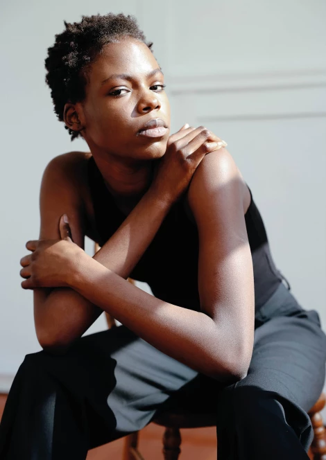 Agel Akol 280835