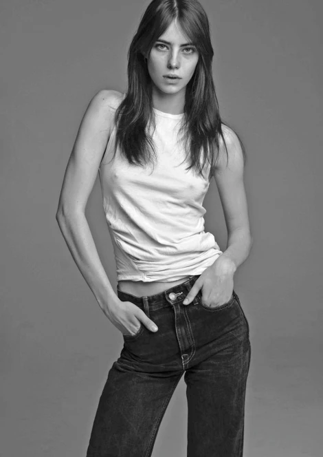 Karyna Maziar 290169