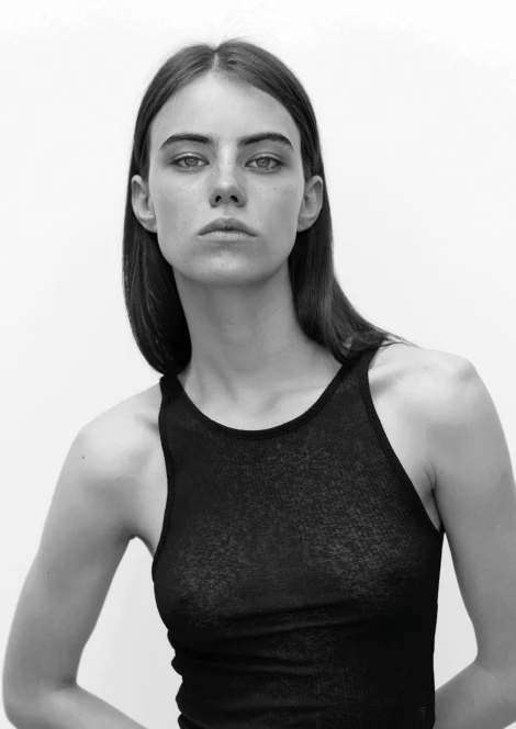 Karyna Maziar 299145