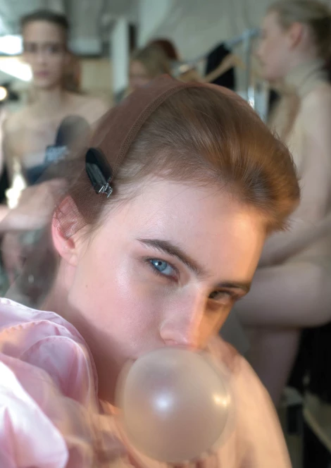 Karyna Maziar 383063