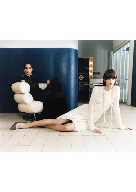 Karyna Maziar 383067