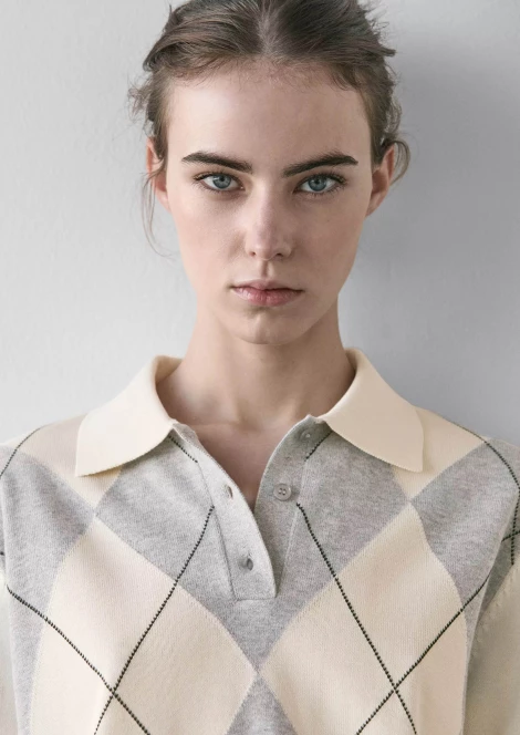 Karyna Maziar 391314