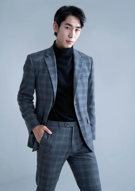 Min Kim 299797