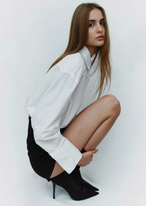 Aryna Bart 404173