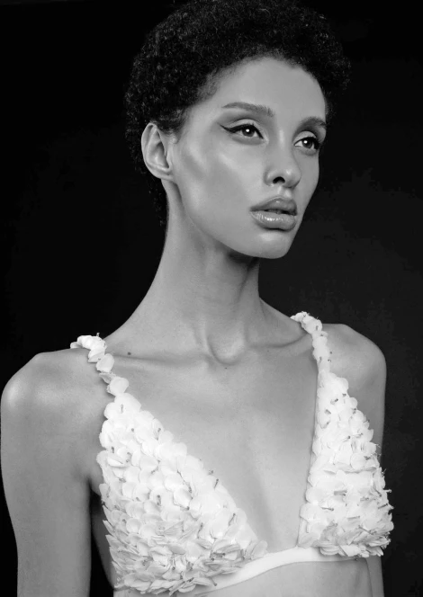 Juliane Santos 378590