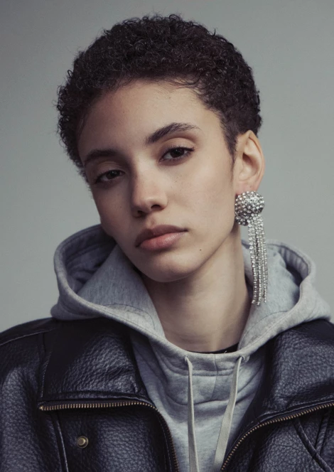 Tayna Oliveira 394893