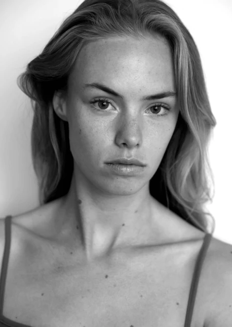 Nina Van Eck 371887