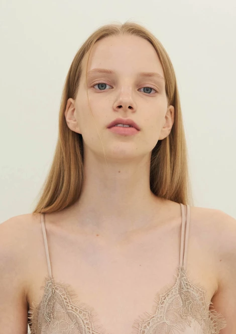 Viktoria Savina 380155