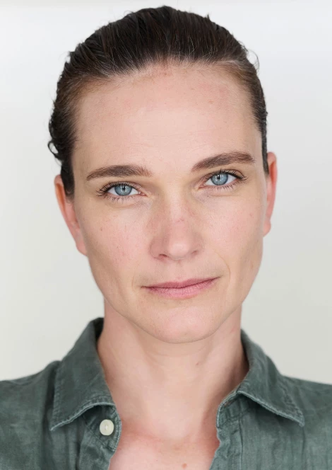 Olga Serova 406921