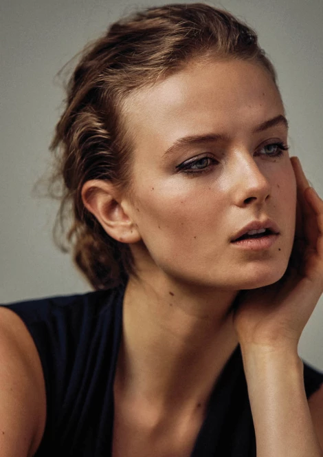 Baya Kolarikova 394116