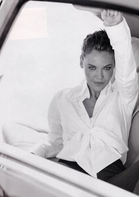 Connie Nielsen 13050